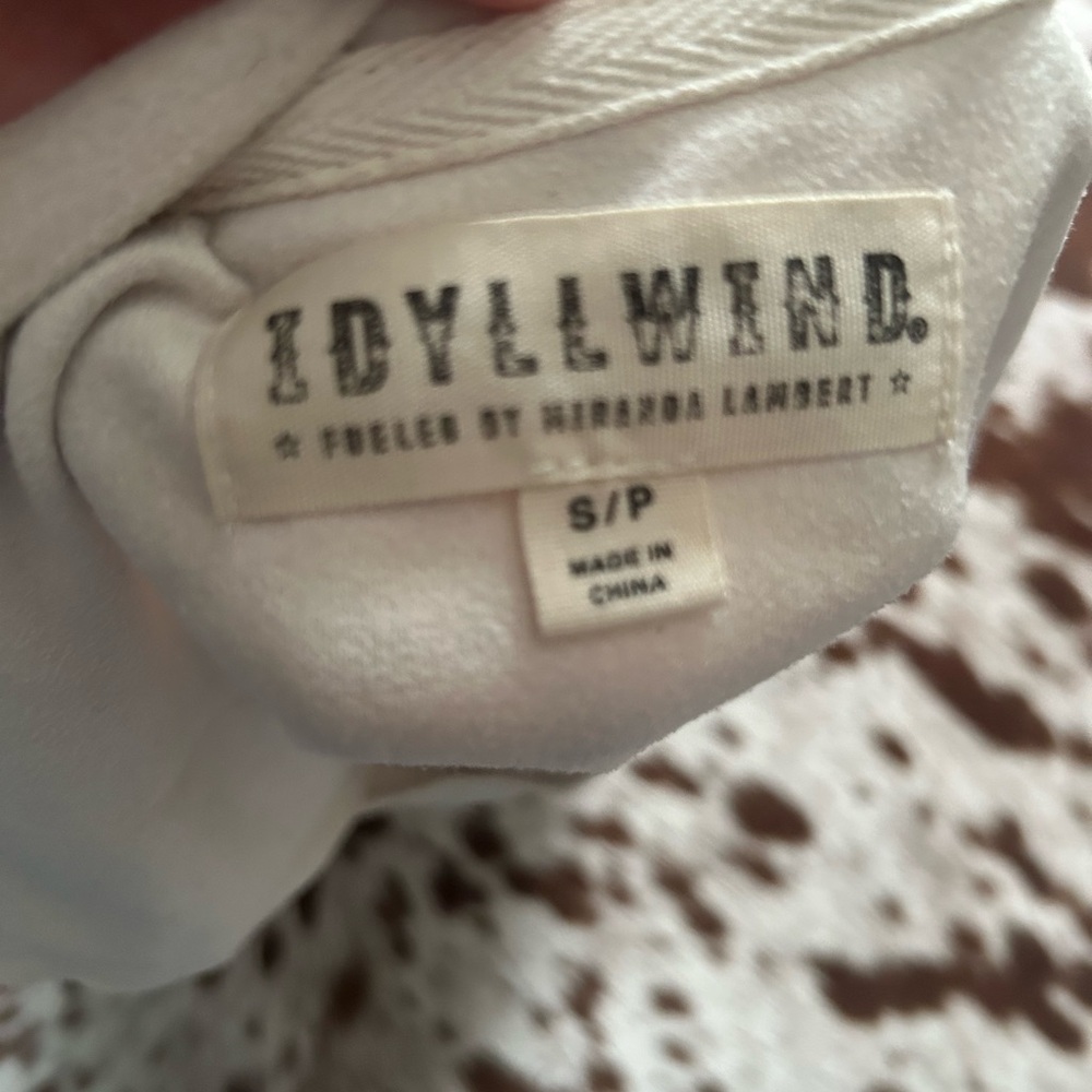 Idyllwind White Studded Fringe Tank Top size small - Picture 4 of 5